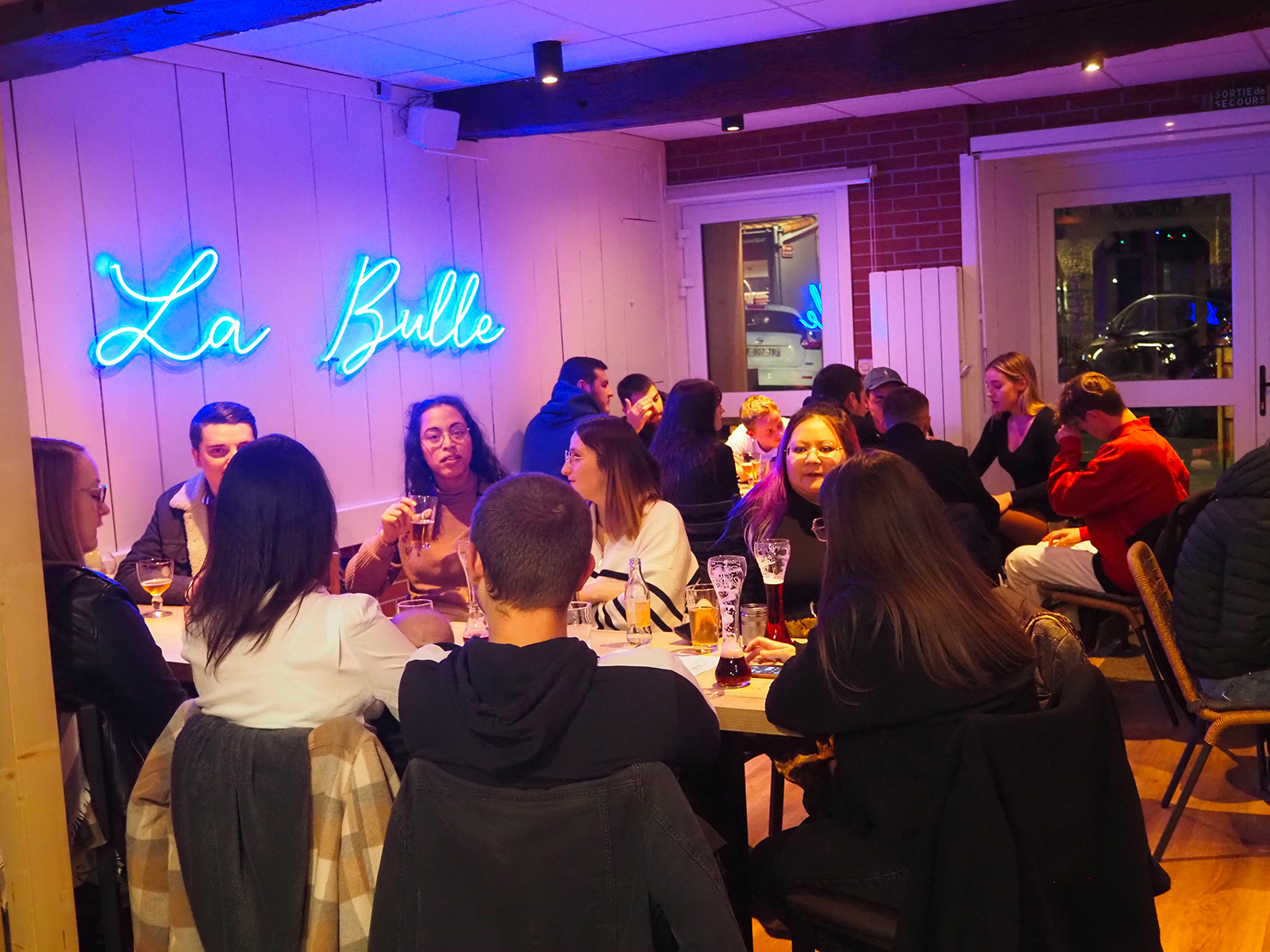 La Bulle Bars à Vins Bières Bistrot Tapas à Montaigu Vendée