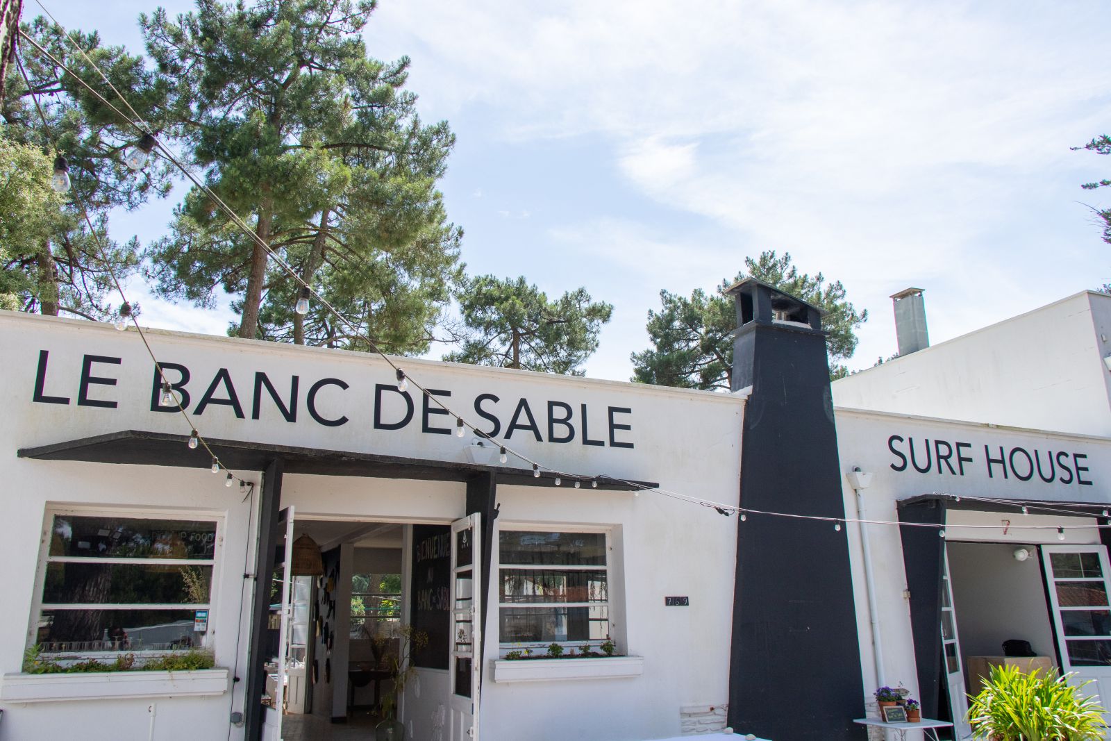 Le Banc de Sable, a dive into the world of sur ...